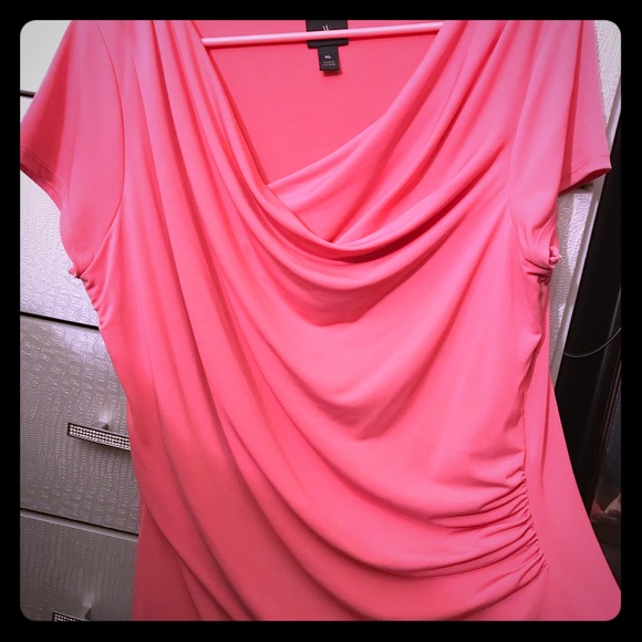 🎀Pink Blouse🎀 - Picture 1 of 4